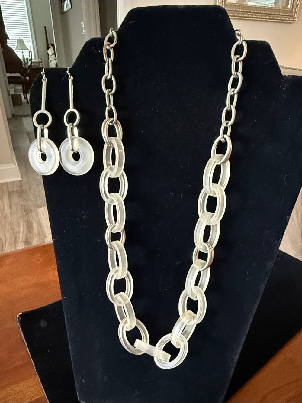 Elegant White-Link Necklace and Earrings Set - Women Jewelry